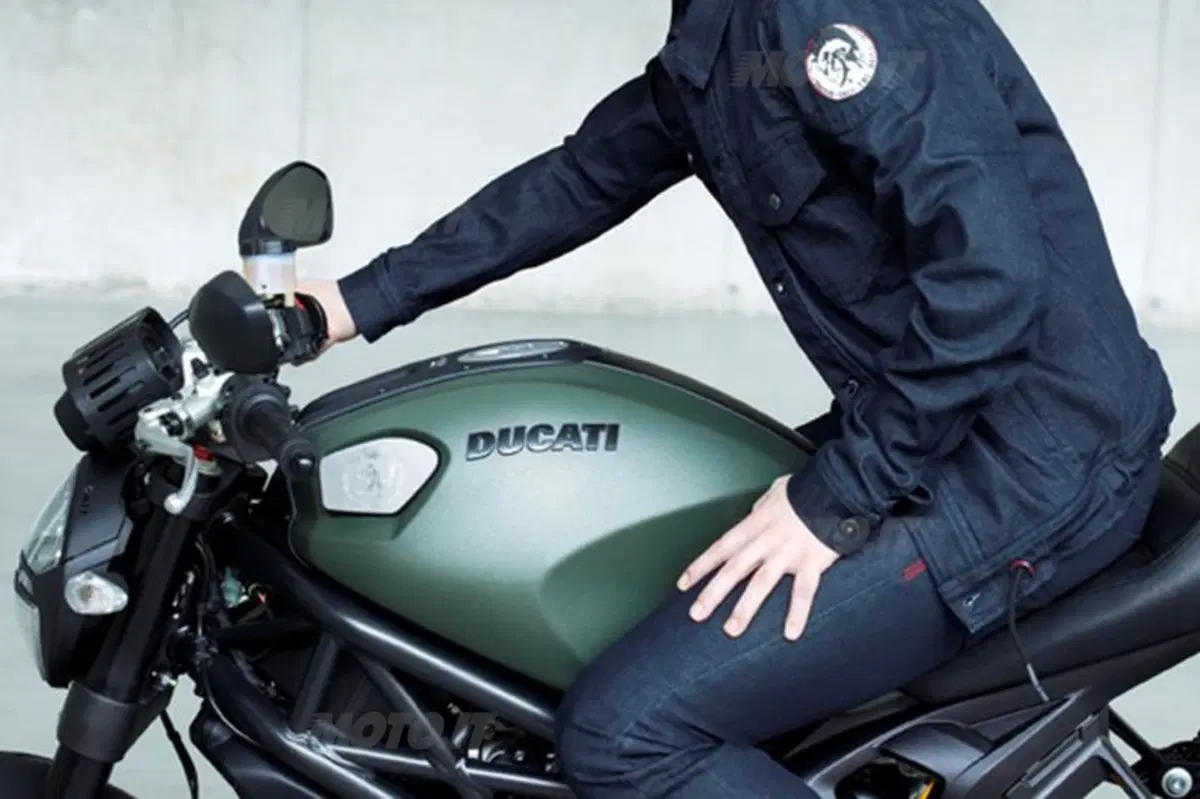 A Roma Fiorello e Asia Argento presentano la Ducati Monster Diesel (26)