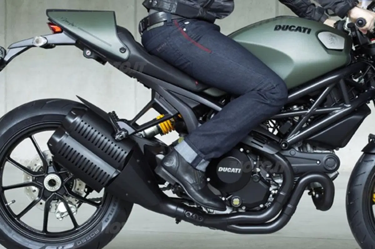 A Roma Fiorello e Asia Argento presentano la Ducati Monster Diesel (40)