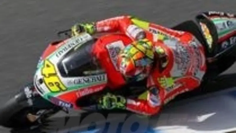 Rossi: "Perdo tempo da tutte le parti"