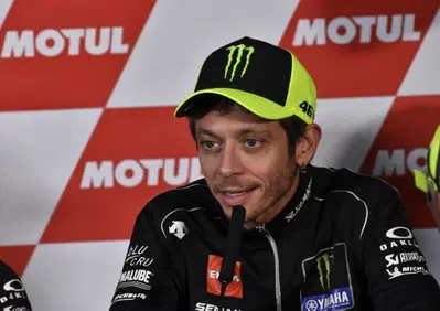 MotoGP. Quale futuro per Rossi e Ducati dopo il rinnovo di Viñales?