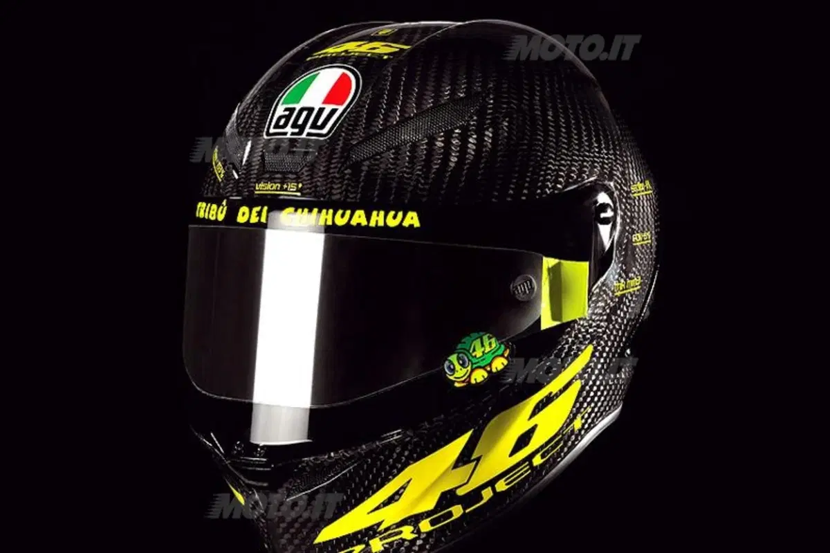 AGV presenta PistaGP, il nuovo casco integrale di Valentino Rossi