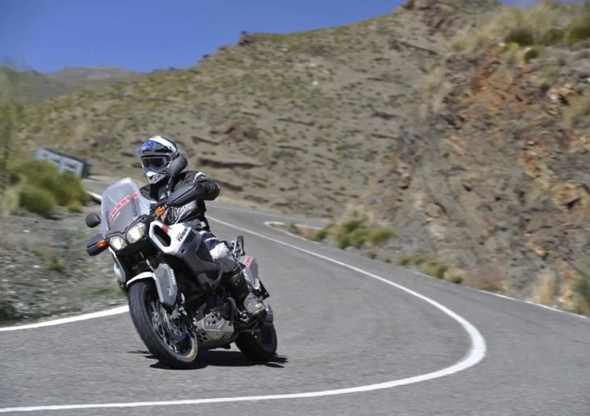Super T&eacute;n&eacute;r&eacute; Experience. Demoride sulle strade pi&ugrave; belle d'Italia con Yamaha