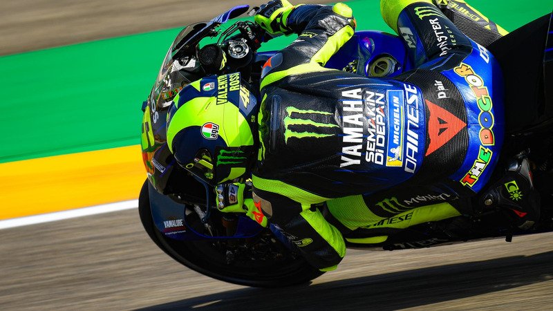 MotoGP: Valentino Rossi non si ritira, per lui una Yamaha ufficiale anche per il 2021