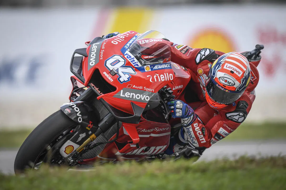 MotoGP 2019. Fabio Quartararo in pole a Sepang (10)