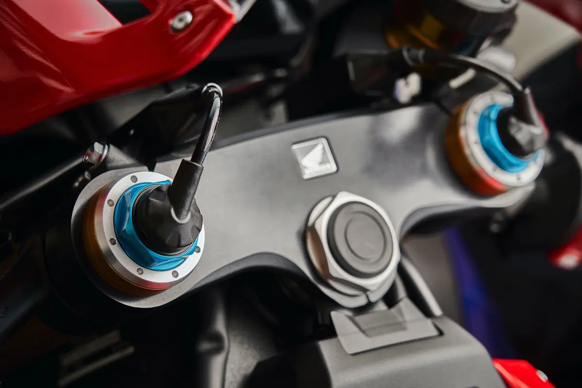 Honda CBR 1000RR R Fireblade SP. Gestione elettronica (3)
