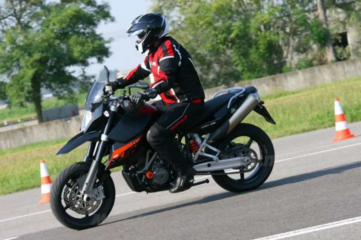 Patente Speciale Moto. Ecco come ottenerla