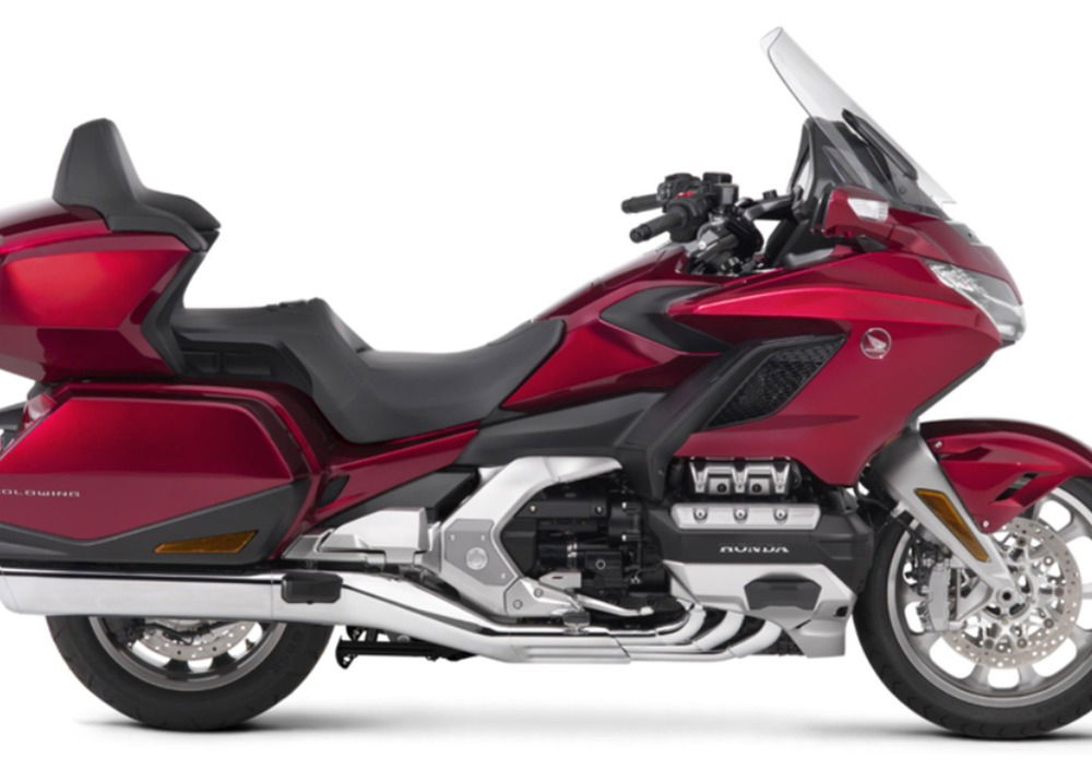 Honda GL 1800 Gold Wing Tour (2020) (2)