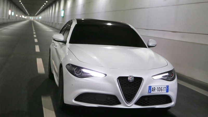 Alfa Romeo Giulia diesel 2.2 180 CV [Video Prime Impressioni]