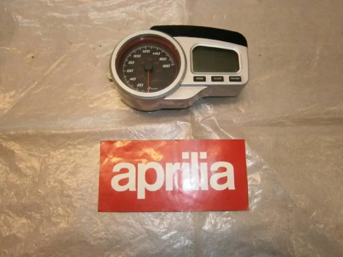 CRUSCOTTO Aprilia