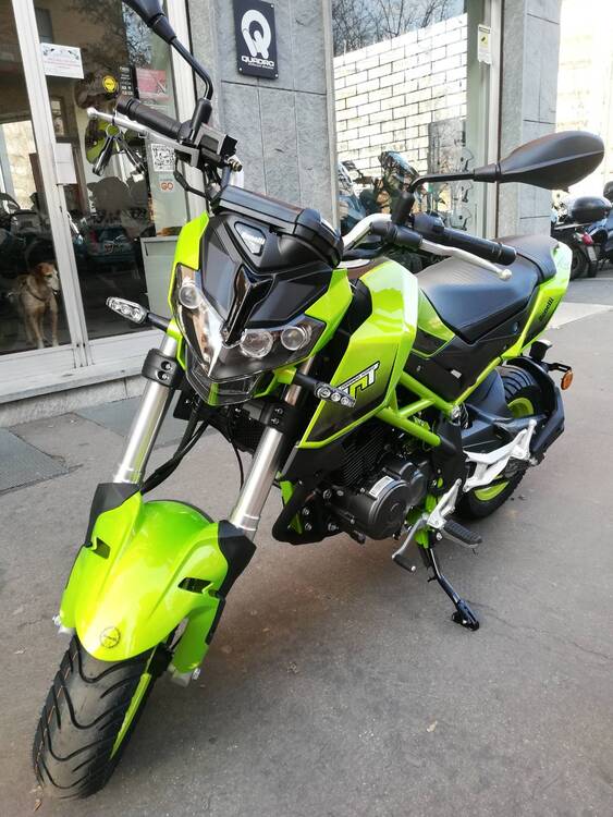 Benelli Tornado Naked T 125 (2022 - 24) (3)