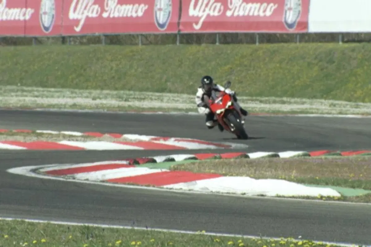 Nico Cereghini torna a correre nel CIV con la Ducati Panigale! (5)