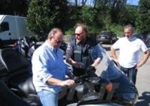 Gerry Scotti ha ritirato la sua nuova Honda Goldwing da Macchion