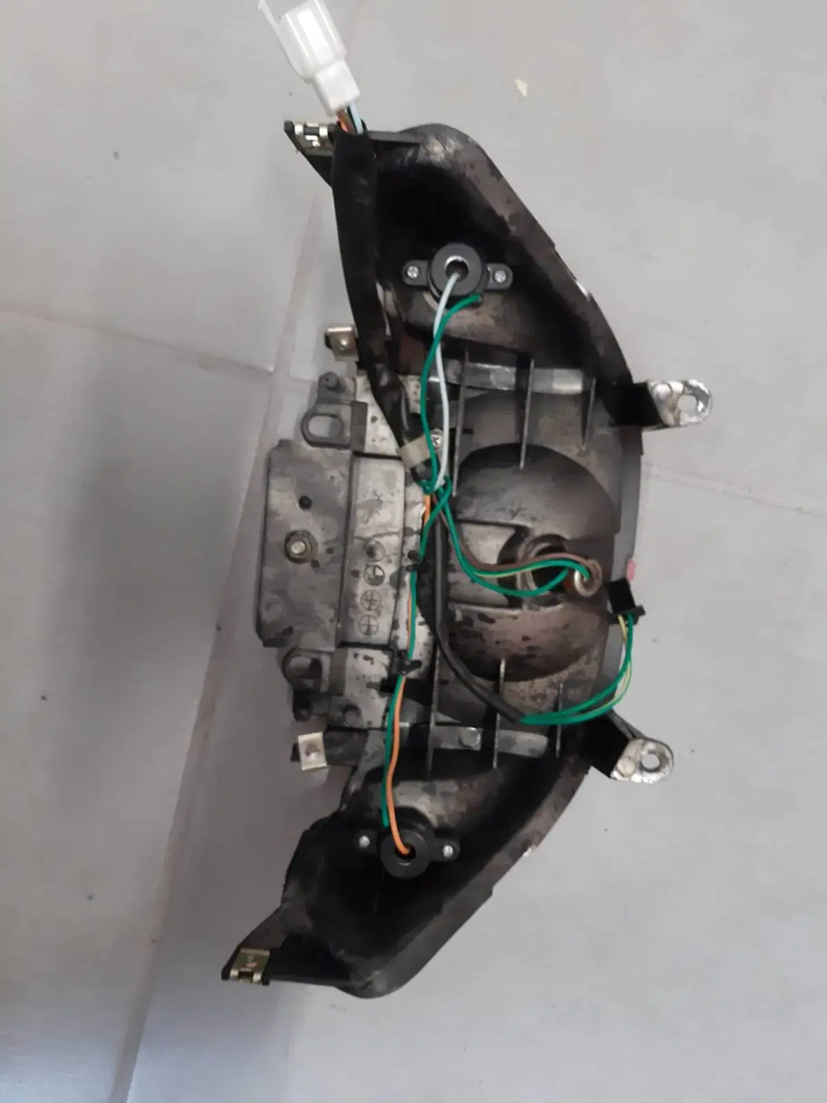 Faro posteriore Scooter Motom 50 (2)