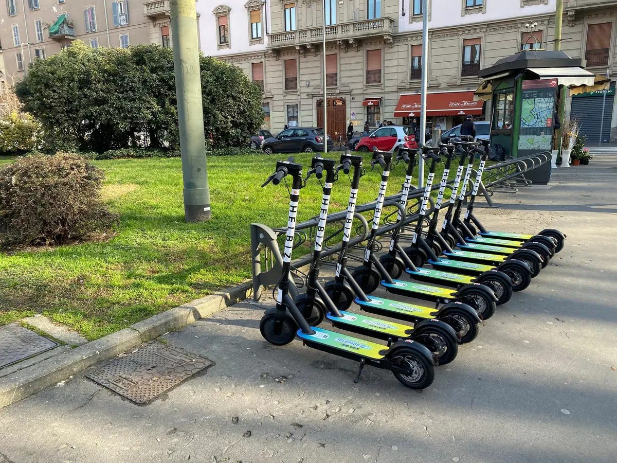 Helbiz torna a Milano con monopattini e eBike in sharing (3)