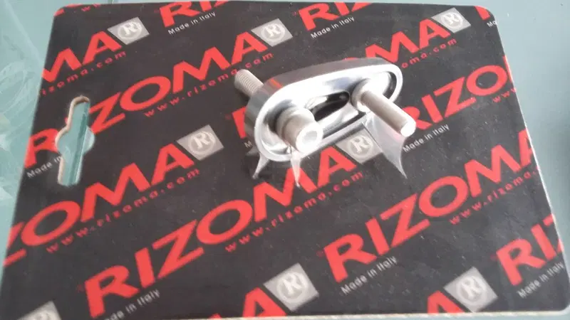 ADATTATORE SPECCHIO RIZOMA