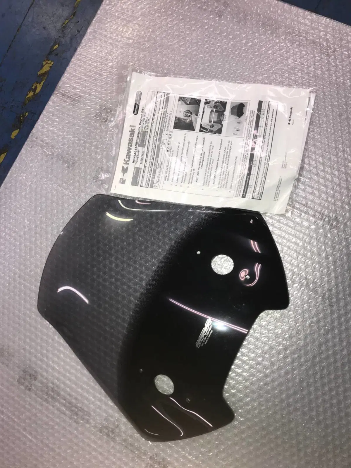 PARABREZZA SCURO ORIGINALE MRA PER KAWASAKI VERSYS