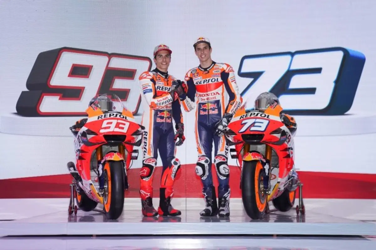 MotoGP. Il debutto ufficiale del team Honda 2020 e dei fratelli Marquez (12)