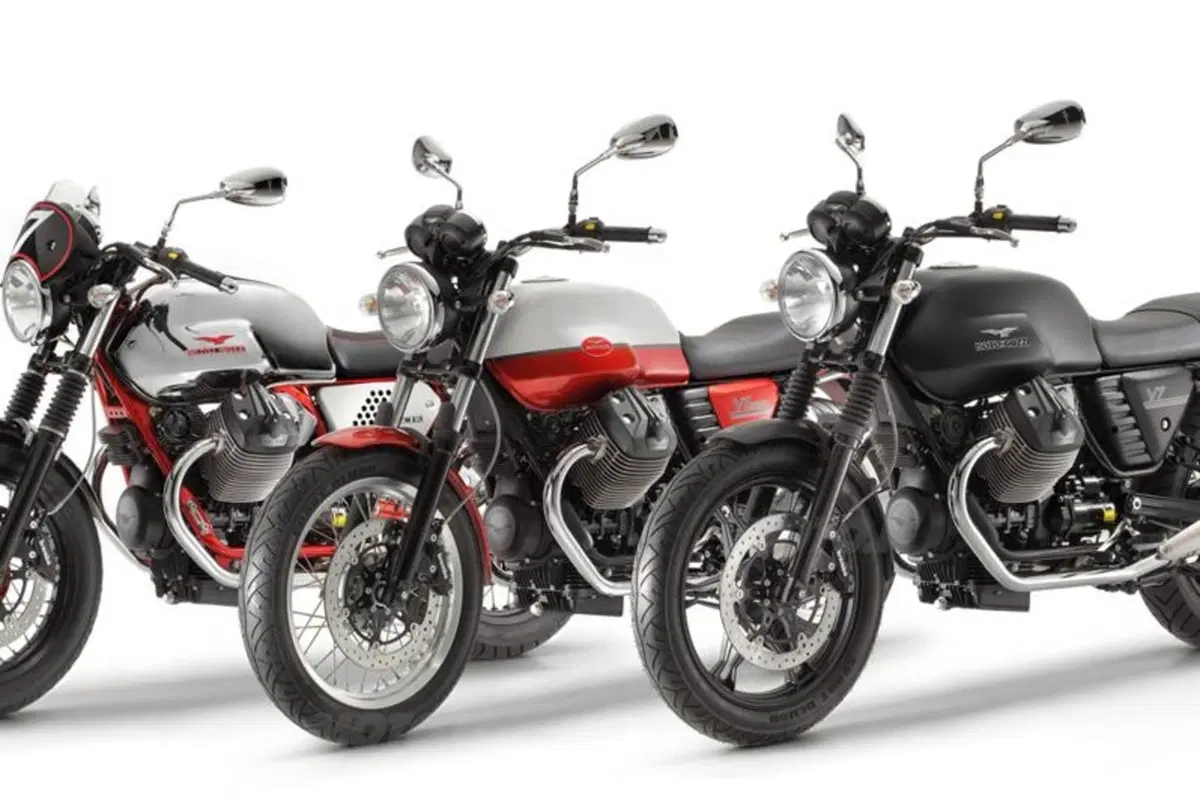 Moto Guzzi V7 2012  (35)