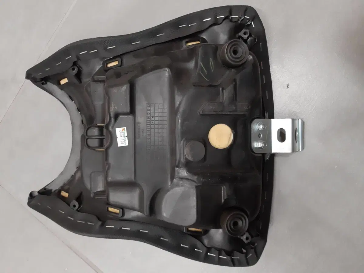 Sedile per Kawasaki ER 6F (3)