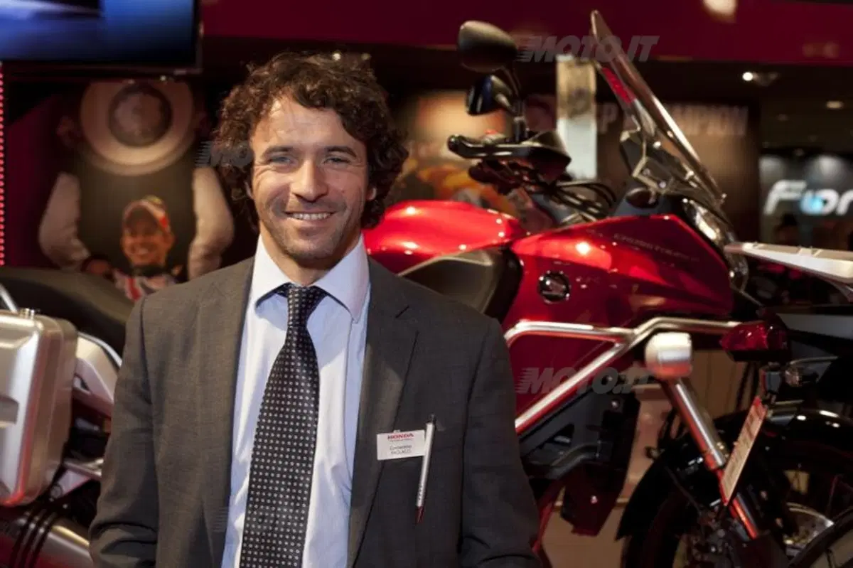 Honda PCX150 con nuovo motore eSP (5)