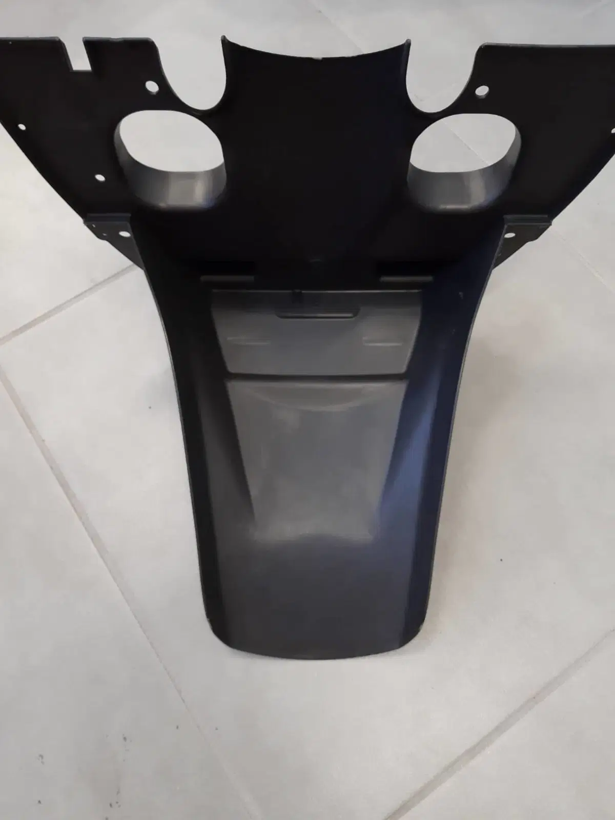 Parafango posteriore Suzuki Burgman 125 (3)