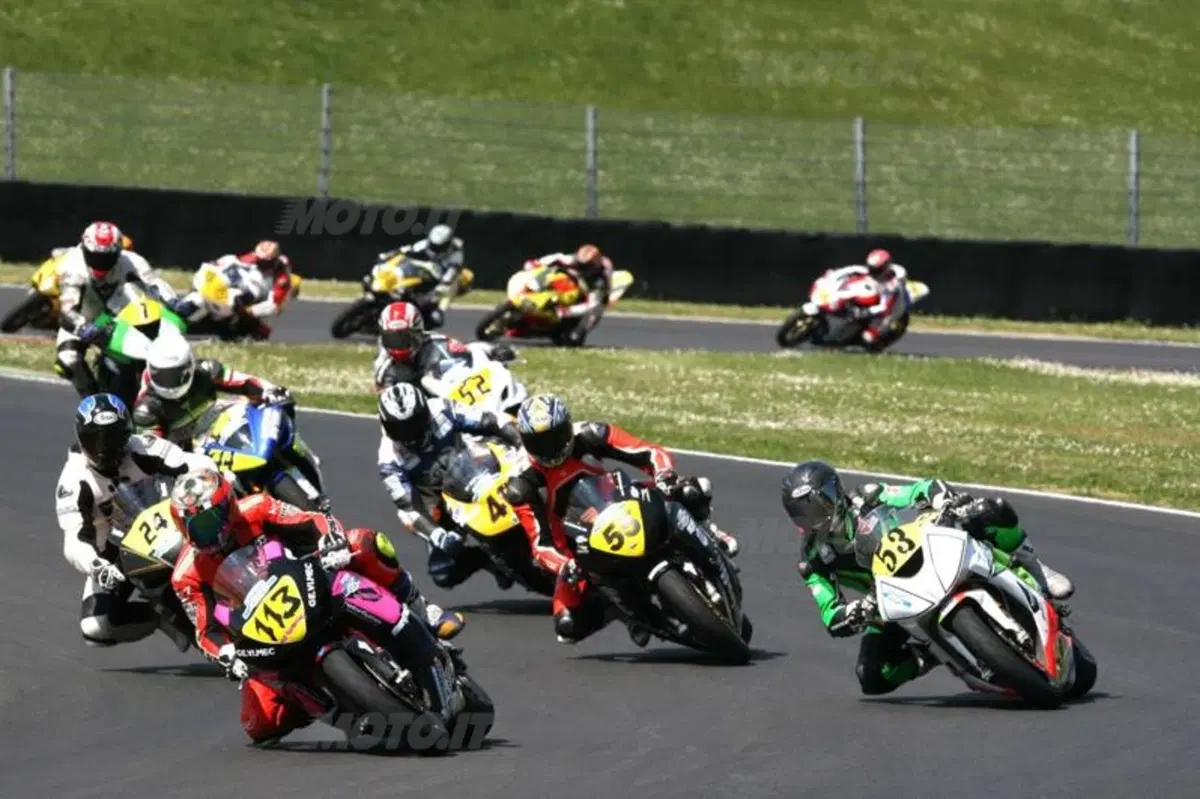 Parte a Misano il 22 aprile la Michelin Power Cup (2)