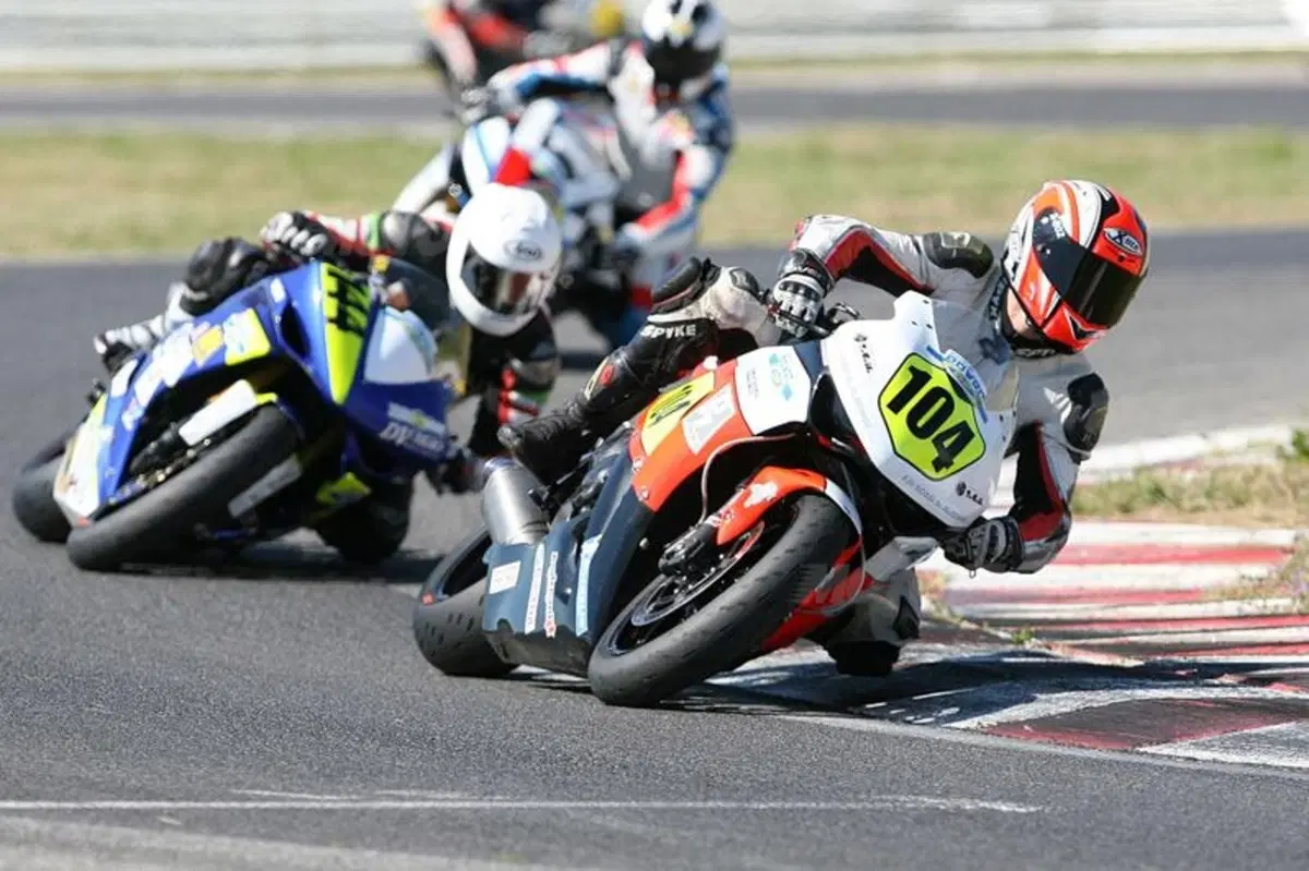 Parte a Misano il 22 aprile la Michelin Power Cup (3)