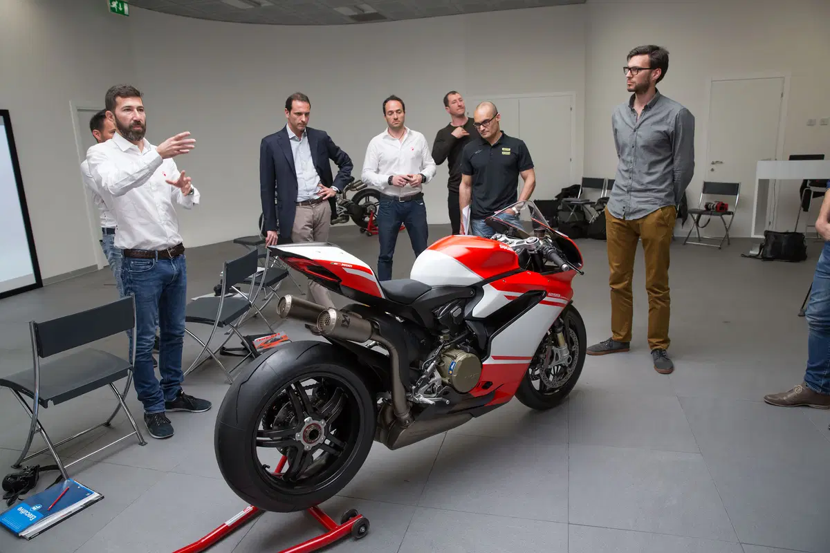 Ducati Superleggera: dietro le quinte