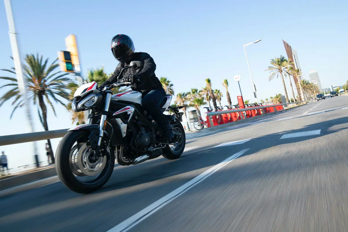 Nuova Triumph Street Triple S 2020 (19)