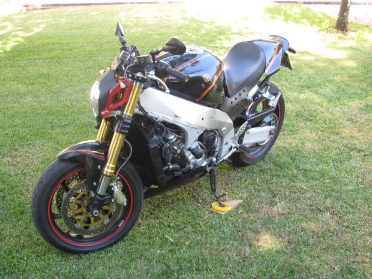 Le Strane di Moto.it: Yamaha YZF 1000 R Thunderace
