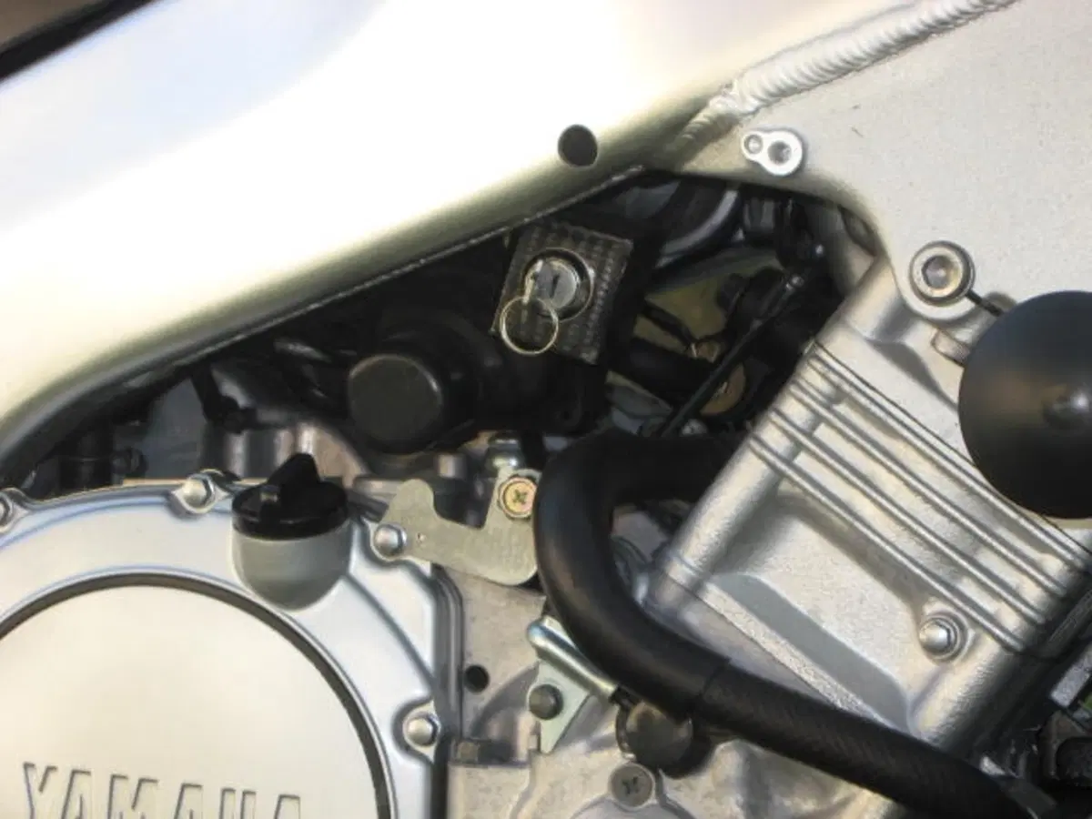 Le Strane di Moto.it: Yamaha YZF 1000 R Thunderace (3)
