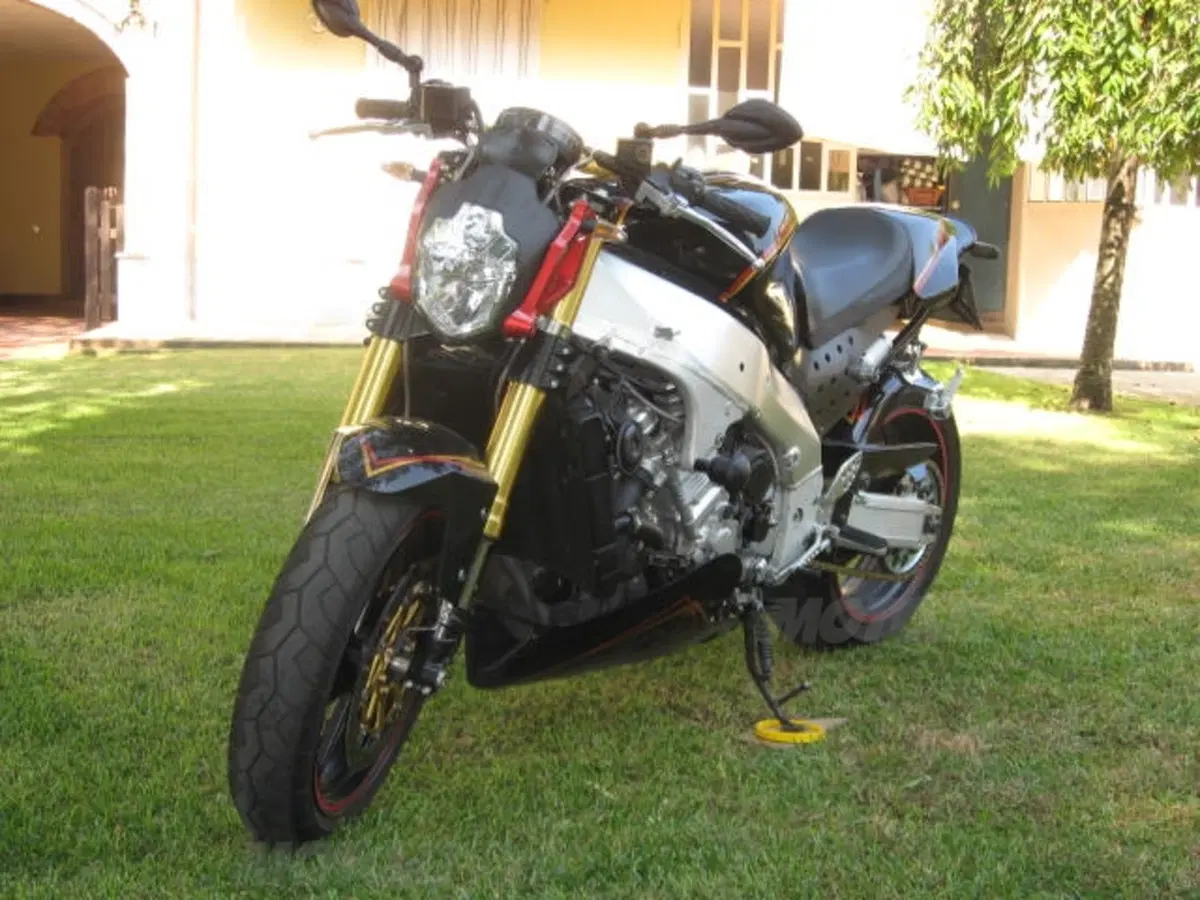 Le Strane di Moto.it: Yamaha YZF 1000 R Thunderace (5)