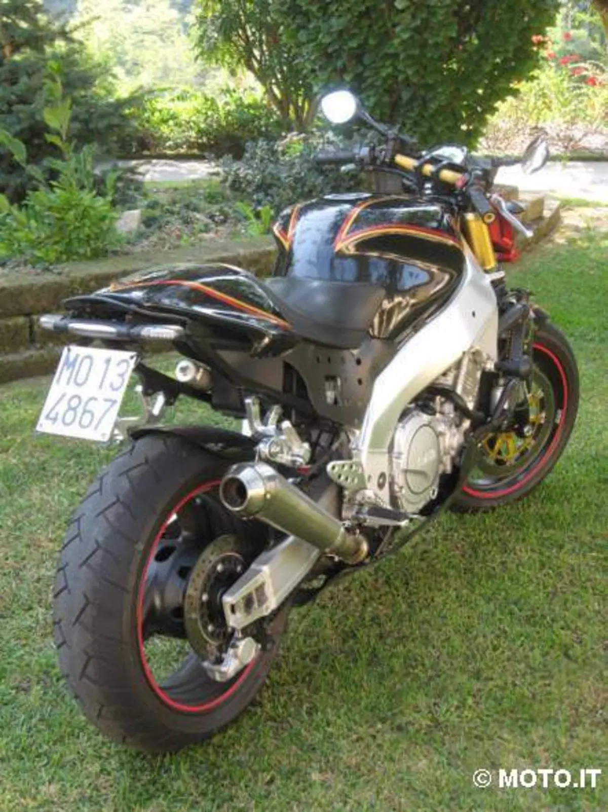 Le Strane di Moto.it: Yamaha YZF 1000 R Thunderace (8)