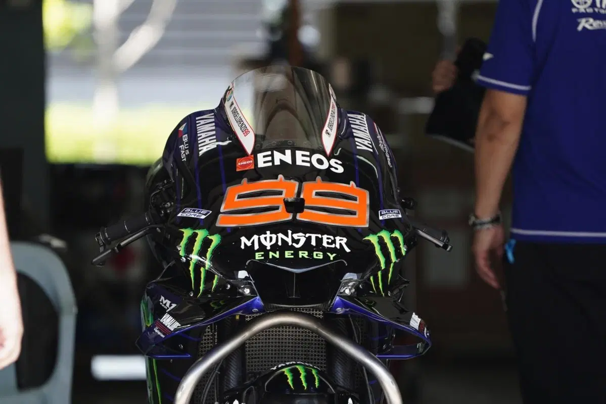 Jorge Lorenzo: "Emozionante tornare su una Yamaha" (2)