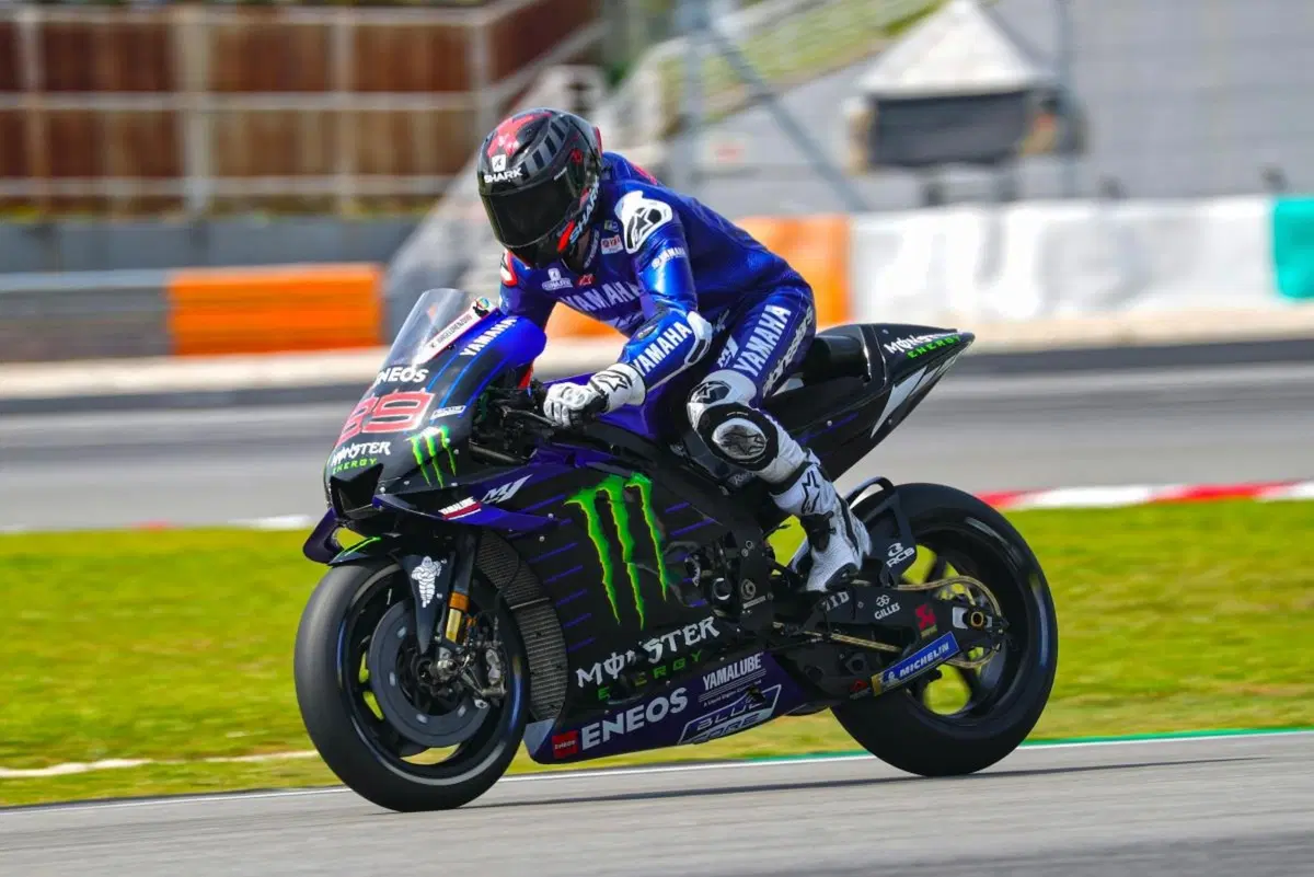 Jorge Lorenzo: "Emozionante tornare su una Yamaha" (3)