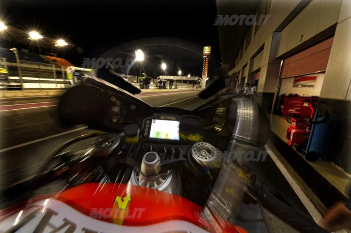 Stoner è il più veloce nelle prove libere in Qatar (11)