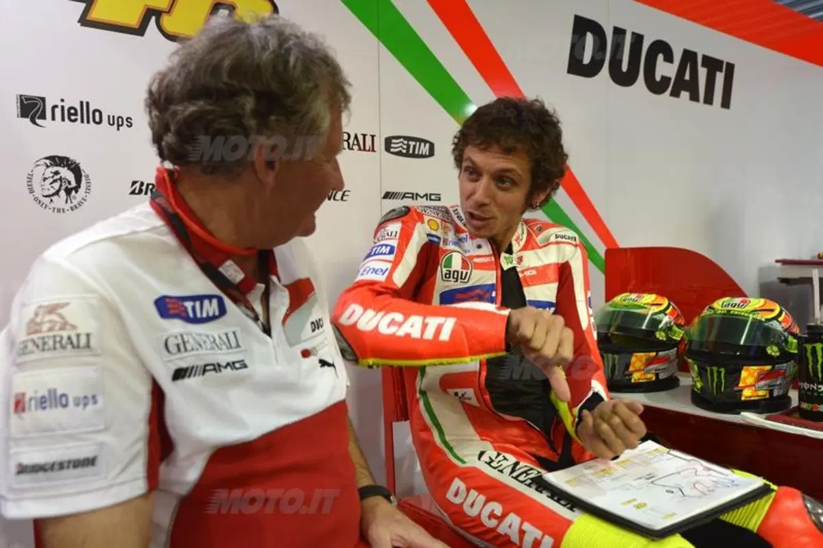 Stoner è il più veloce nelle prove libere in Qatar (12)