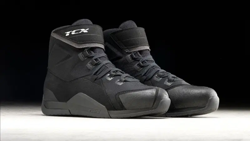Scarpa tecnica TCX District Waterproof