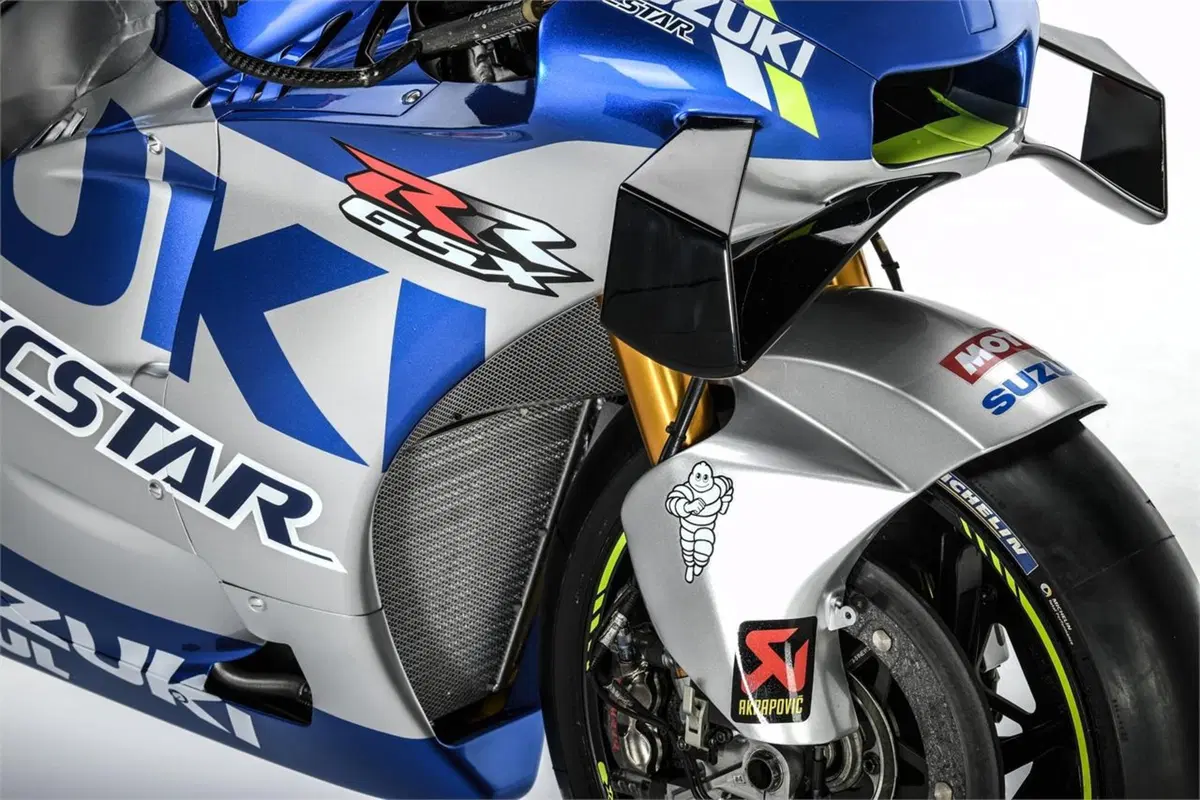 MotoGP. Presentato a Sepang il team Suzuki 2020 (5)