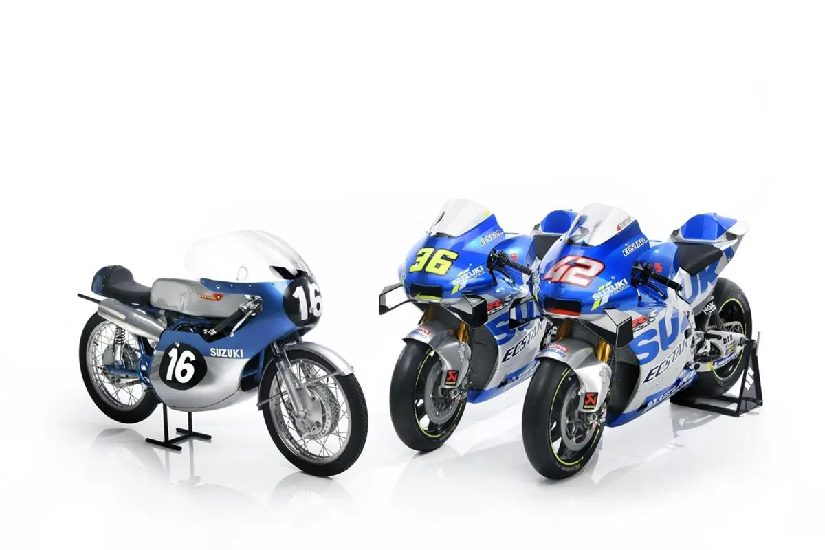 MotoGP. Presentato a Sepang il team Suzuki 2020 (29)