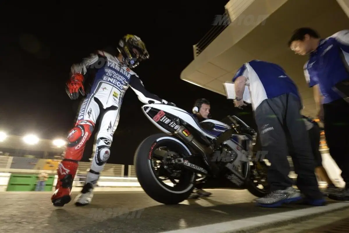 Stoner è il più veloce nelle prove libere in Qatar (38)