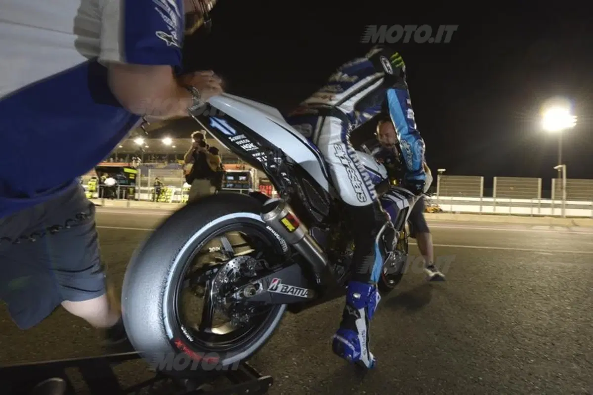 Stoner è il più veloce nelle prove libere in Qatar (40)