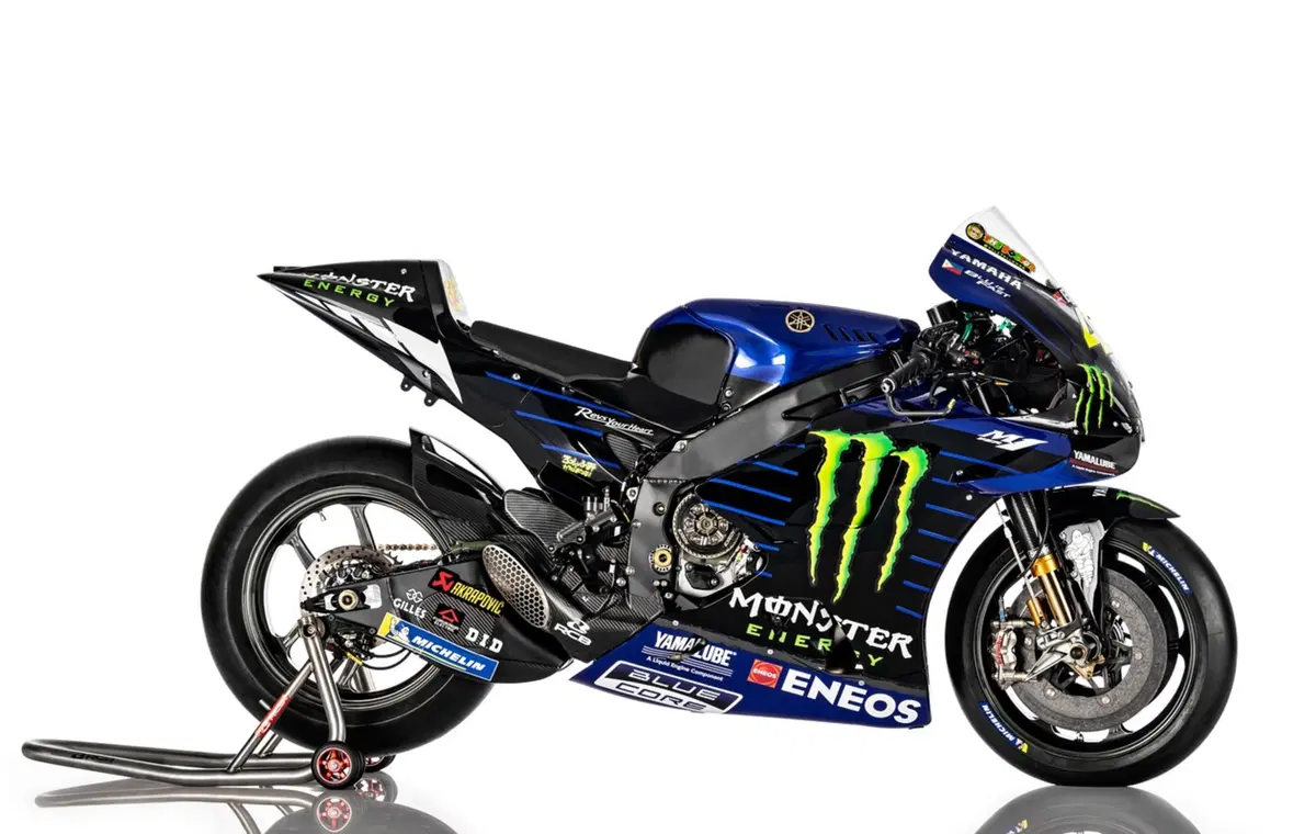 Rossi (12)