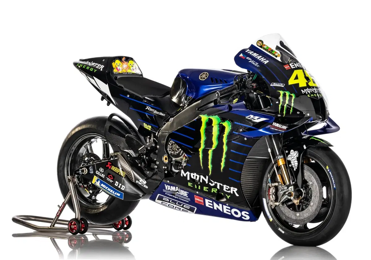 Rossi (17)