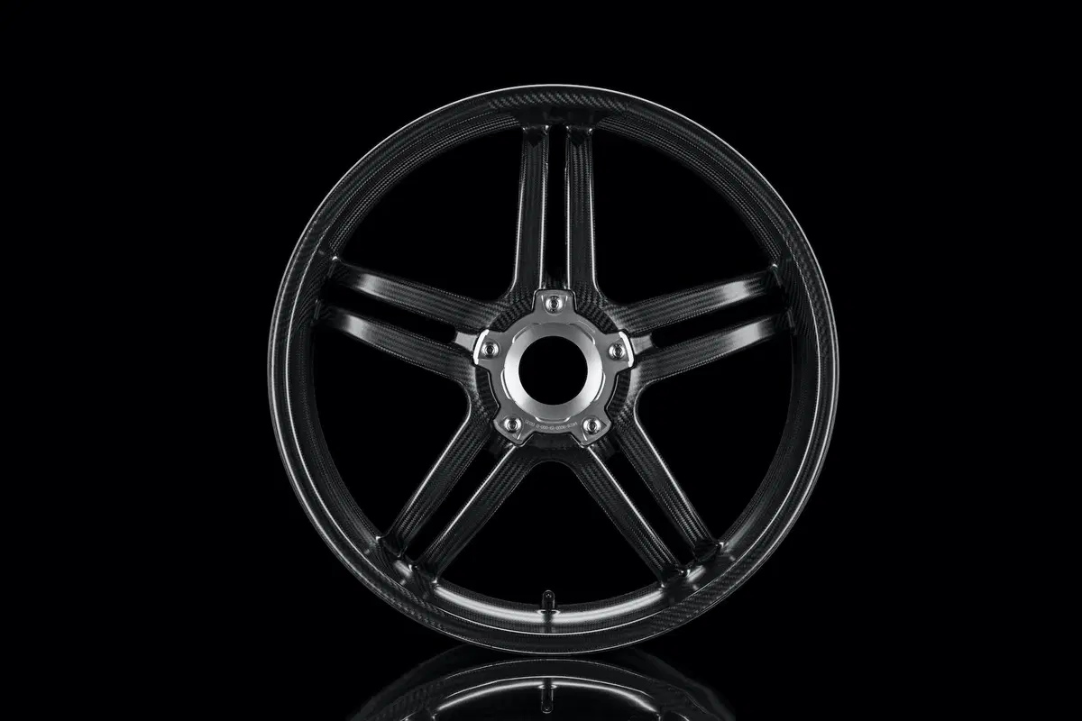Ducati Superleggera V4. 234 cv, 152 kg e aerodinamica da GP (5)