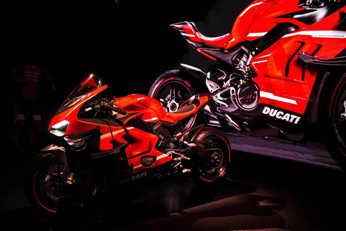 Ducati Superleggera V4. 234 cv, 152 kg e aerodinamica da GP (20)