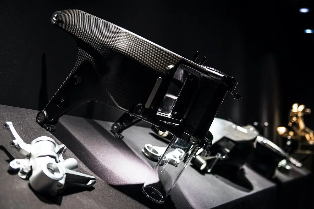 Ducati Superleggera V4. 234 cv, 152 kg e aerodinamica da GP (35)