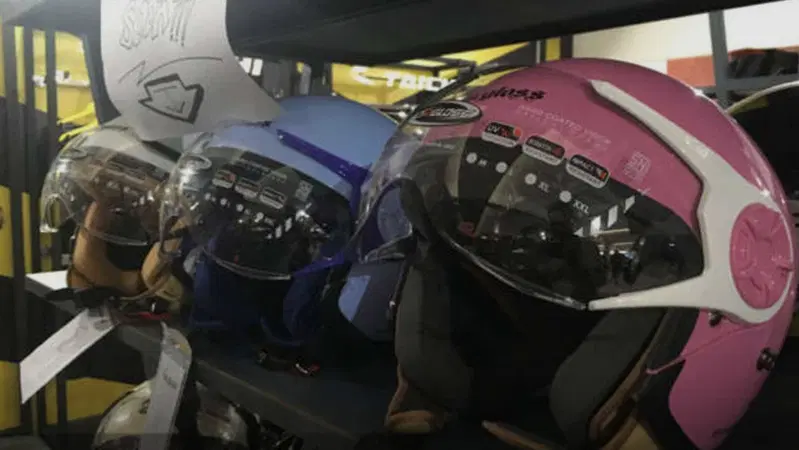 Ecco il casco per chi indossa l'hijab, il velo delle donne musulmane