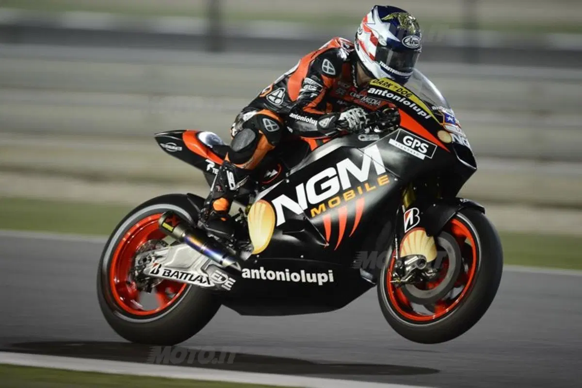 Stoner è il più veloce nelle prove libere in Qatar (69)