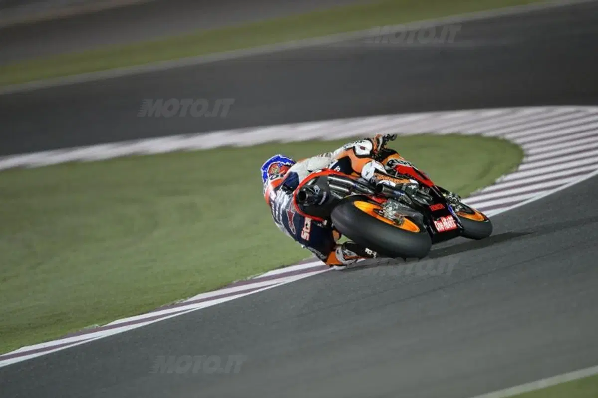 Stoner è il più veloce nelle prove libere in Qatar (74)